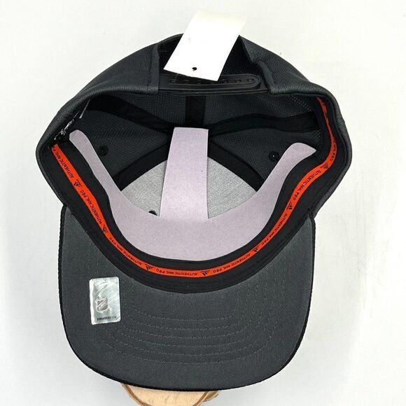 VEGAS Golden Knights Adidas Hat - Picture 6 of 8